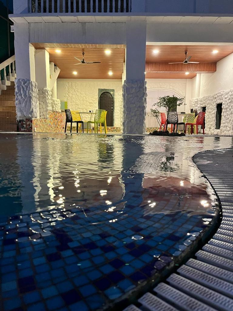 Rockdale Hotel & Resort Mira-Bhayandar Ngoại thất bức ảnh